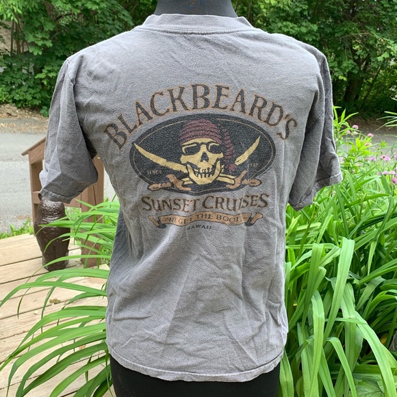 Black Beards Sunset Cruises Shirt - Picture 1 of 5